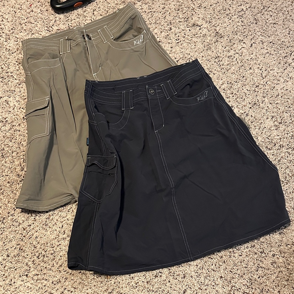 Kuhl Utility Skirts in Black and Tan size 4